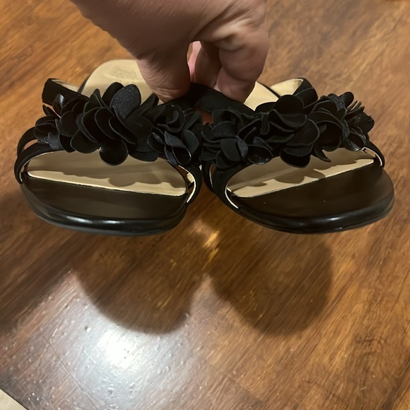 Naturalizer Black Jupiter Block Heel Slide Dress Sandals flower details size 9.5 - Picture 6 of 8